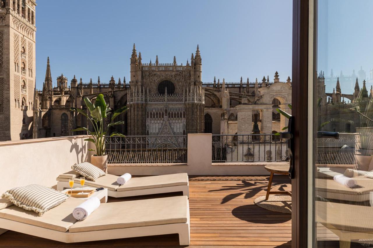 Puerta Catedral Apartments Seville Exterior photo