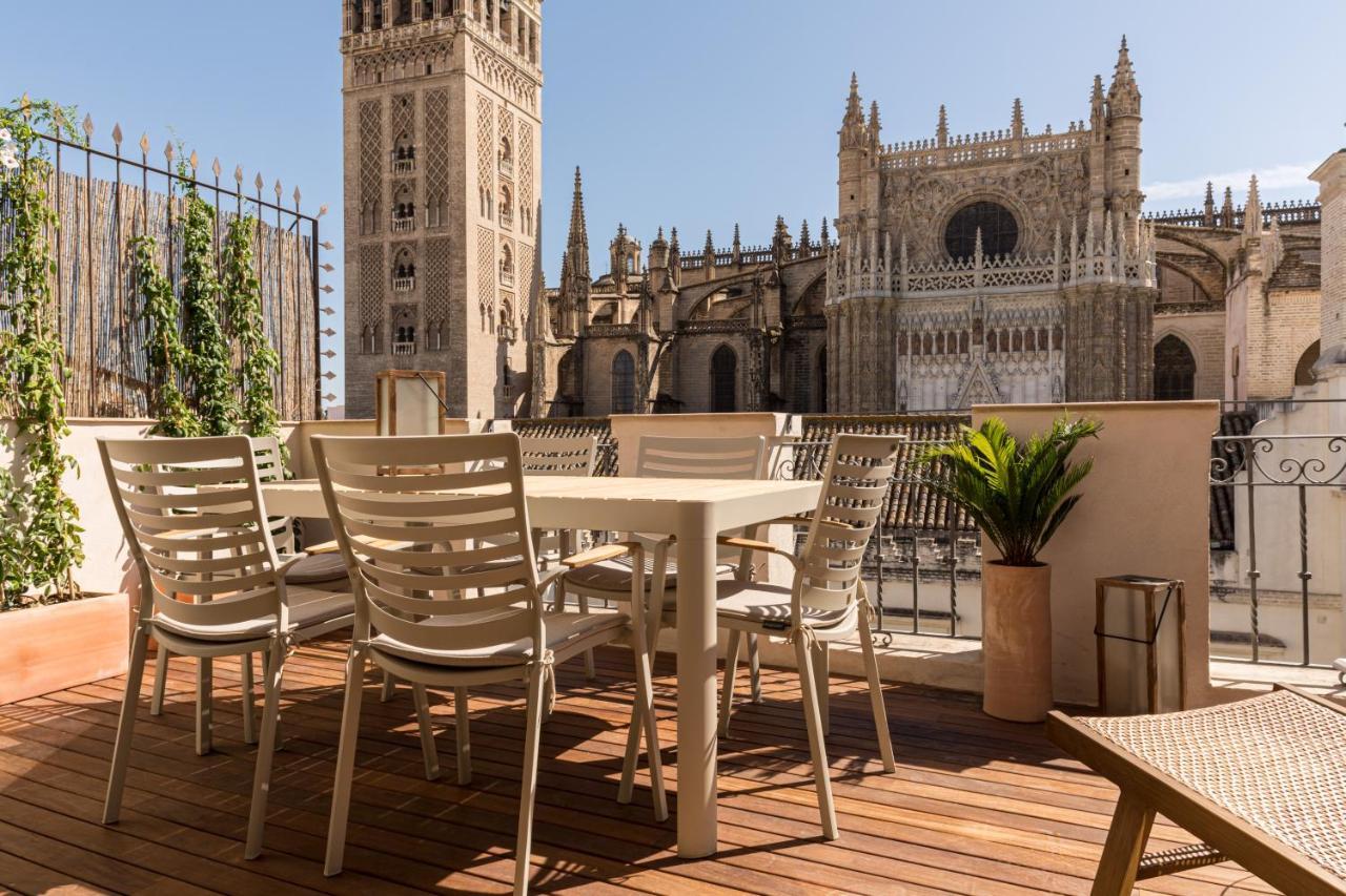 Puerta Catedral Apartments Seville Exterior photo