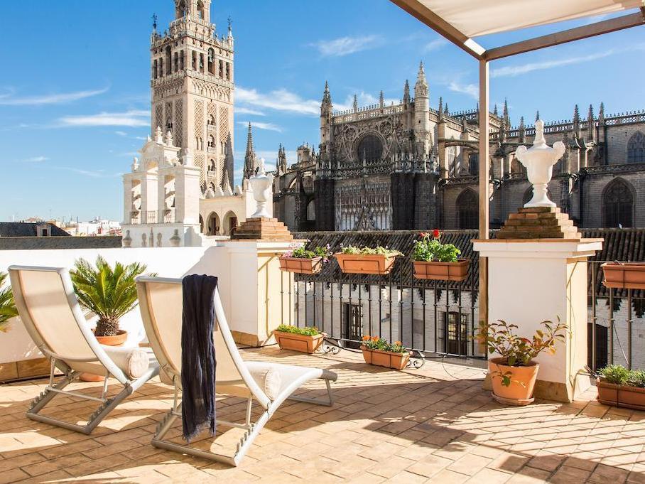 Puerta Catedral Apartments Seville Exterior photo